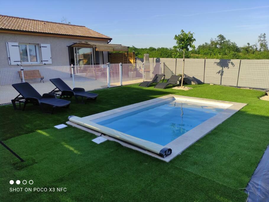 En Ardeche, Gite L'Odyssee Climatise Avec Sa Piscine Privee Et Chauffee Joyeuse Exteriör bild