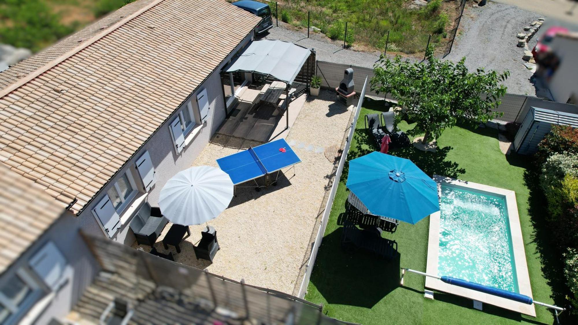 En Ardeche, Gite L'Odyssee Climatise Avec Sa Piscine Privee Et Chauffee Joyeuse Exteriör bild